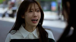 A Mulher Que Engoliu O Sol (Legendado) - Temporada 1 Episódio 12