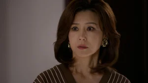 A Mulher Que Engoliu O Sol (Legendado) - Temporada 1 Episódio 68