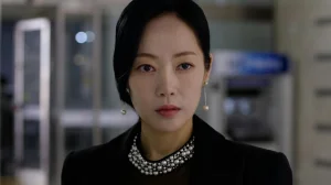 A Mulher Que Engoliu O Sol (Legendado) - Temporada 1 Episódio 09